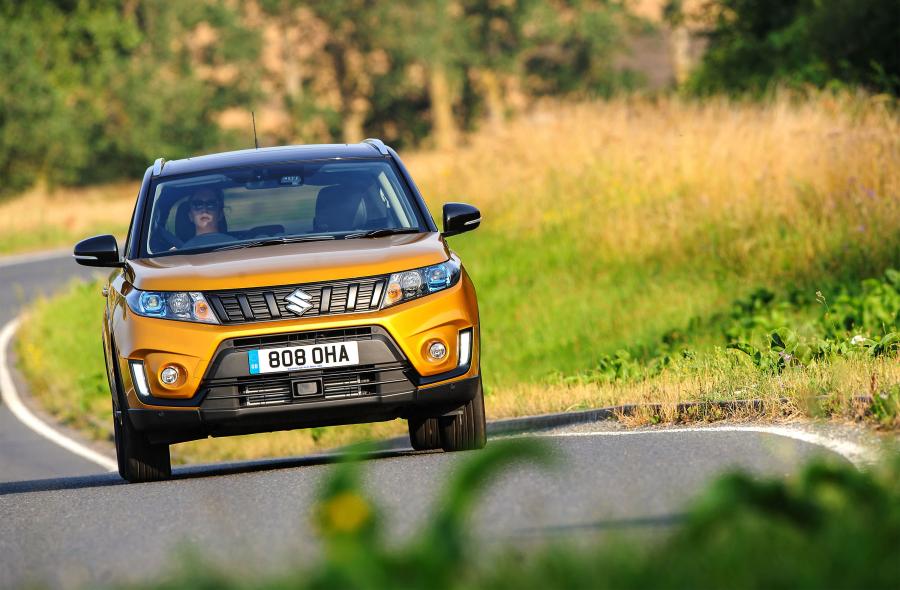  Suzuki Vitara SZ5 with Accessories 2019 года  (UK) (фото 25 из 27)